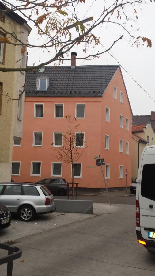 Stay In Aux: Central 2-Room Apartment with 24/7 Check-In Augsburg Exterior photo